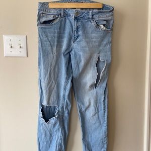 Hello! I'm Brooklyn Jeans! ☺️